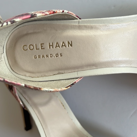 📌SOLD📌 EUC👠Cole Haan Hellen Floral Heels Grand OS SZ-7.5 - Picture 5 of 14